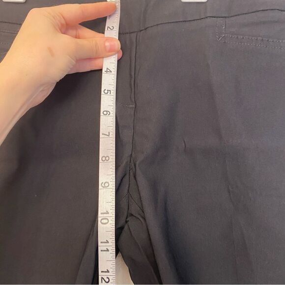 Hilary Radley Womens Midweight Bermuda Pull-On Shorts black stretchy M NEW - Picture 10 of 10